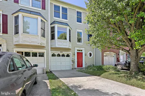 5256 Bamburg Ct, Frederick, MD 21703