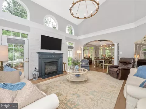 Living - 2677 Monocacy Ford Rd, Frederick, MD 21701 photo 2 of 10