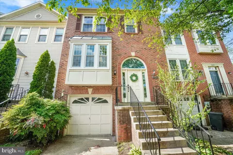 5598 Rivendell Pl, Frederick, MD 21703 photo 2