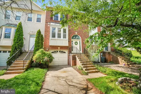 5598 Rivendell Pl, Frederick, MD 21703