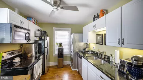 Kitchen - 300 Park Thru 302 Ave, Frederick, MD 21701 photo 5 of 5