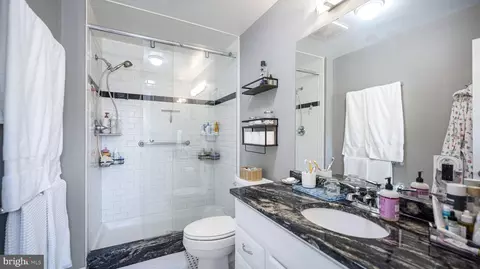 Bath - 300 Park Thru 302 Ave, Frederick, MD 21701 photo 1 of 3
