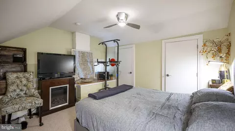 Bedroom - 300 Park Thru 302 Ave, Frederick, MD 21701 photo 3 of 5