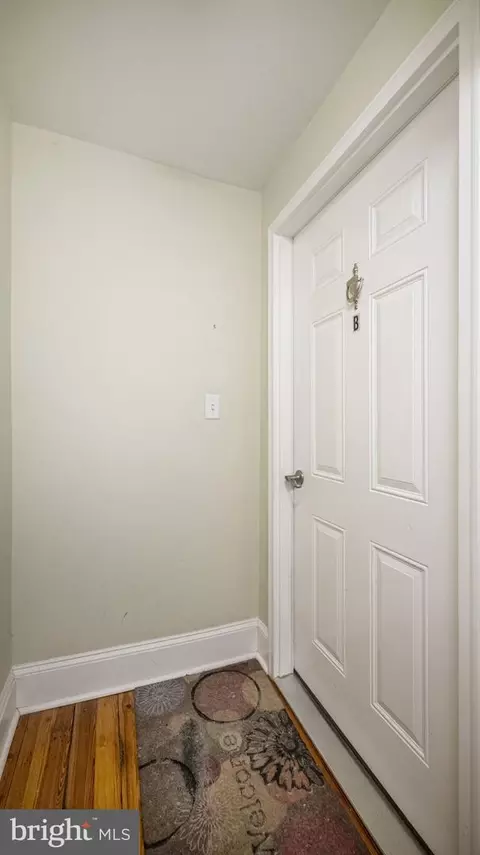 Entry Way - 300 Park Thru 302 Ave, Frederick, MD 21701 photo 5 of 11