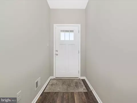 Entry Way - 4652 Cambria Rd, Frederick, MD 21703 photo 1 of 2