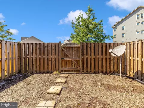 Exterior - 4652 Cambria Rd, Frederick, MD 21703 photo 3 of 8