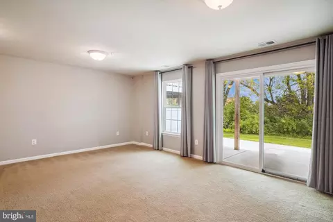 Living - 4955 Small Gains Way, Frederick, MD 21703 photo 4 of 4