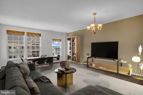 Living - 6462 Walcott Ln, Frederick, MD 21703 photo 2 of 3