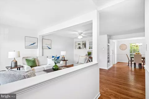 8036 Waterview Ct, Frederick, MD 21701 photo 3