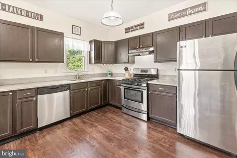 Kitchen - 1021 Cheryls Ct, Frederick, MD 21703 photo 2 of 3