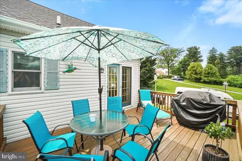 Exterior - 1021 Cheryls Ct, Frederick, MD 21703 photo 6 of 10
