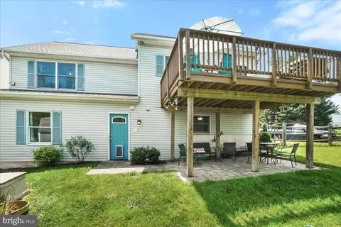 Exterior - 1021 Cheryls Ct, Frederick, MD 21703 photo 9 of 10