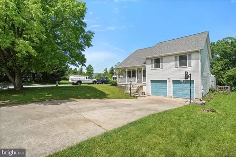 Exterior - 1021 Cheryls Ct, Frederick, MD 21703 photo 3 of 10