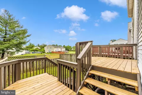 Exterior - 6674 Sea Gull Ct, Frederick, MD 21703 photo 2 of 9