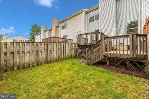 Exterior - 6674 Sea Gull Ct, Frederick, MD 21703 photo 6 of 9