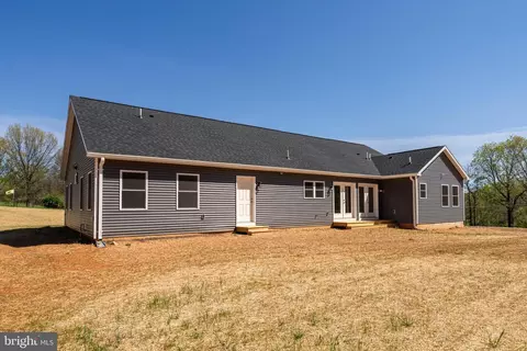 6214 Fulmer Rd, Frederick, MD 21703