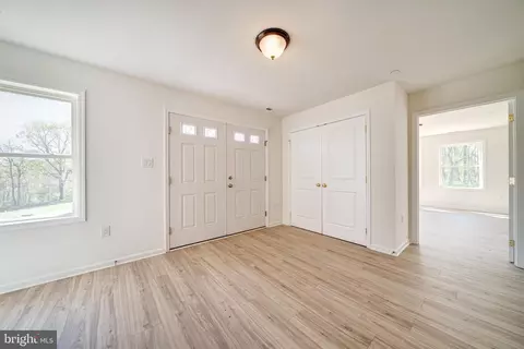 Entry Way - 6214 Fulmer Rd, Frederick, MD 21703 photo 1 of 12