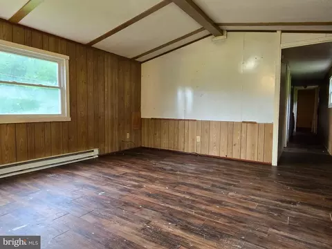 10328 Putman Rd, Frederick, MD 21702 photo 3