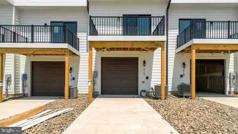 707 Courier Ln, Frederick, MD 21701 photo 5