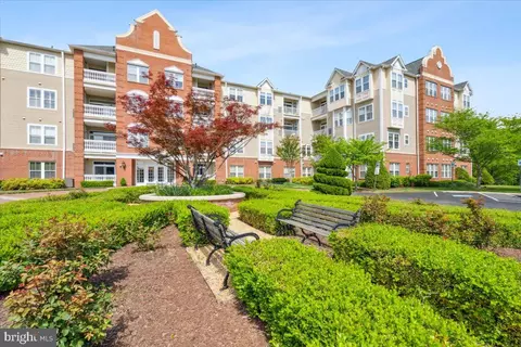 2250 Bear Den Rd #203, Frederick, MD 21701 photo 2