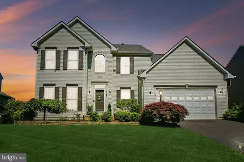 Exterior - 1745 Algonquin Rd, Frederick, MD 21701 photo 2 of 9