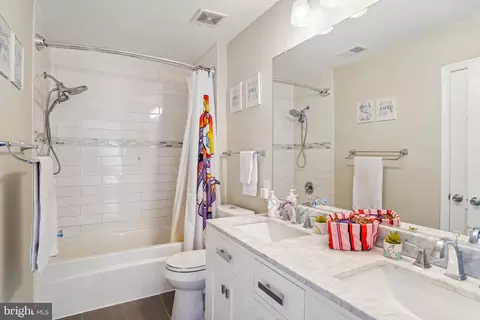 Bath - 1745 Algonquin Rd, Frederick, MD 21701 photo 3 of 3
