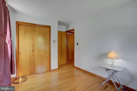 Bedroom - 1005 Young Pl, Frederick, MD 21702 photo 5 of 5