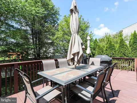 1606 Norwich Dr, Frederick, MD 21701 photo 16