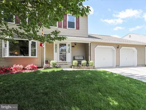 1606 Norwich Dr, Frederick, MD 21701 photo 4