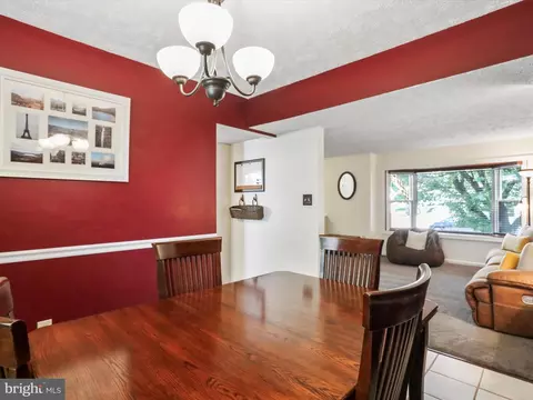 1606 Norwich Dr, Frederick, MD 21701 photo 7
