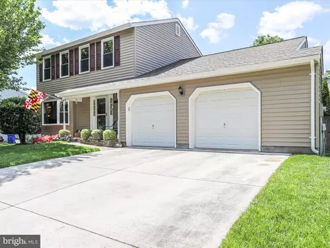 1606 Norwich Dr, Frederick, MD 21701 photo 3