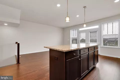 302 Faversham Pl, Frederick, MD 21701 photo 14