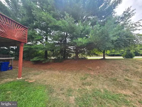 Exterior - 7148 Oberlin Cir, Frederick, MD 21703 photo 8 of 13