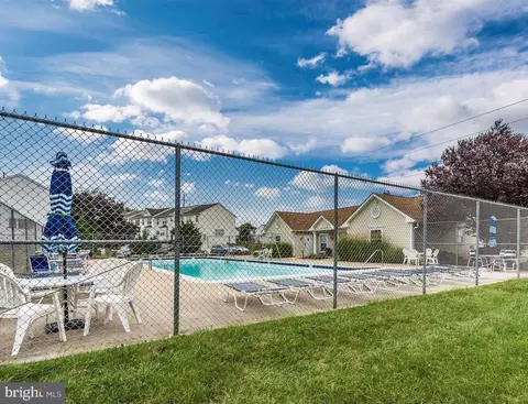 Exterior - 7148 Oberlin Cir, Frederick, MD 21703 photo 13 of 13