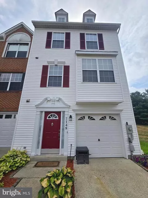 Exterior - 7148 Oberlin Cir, Frederick, MD 21703 photo 10 of 13