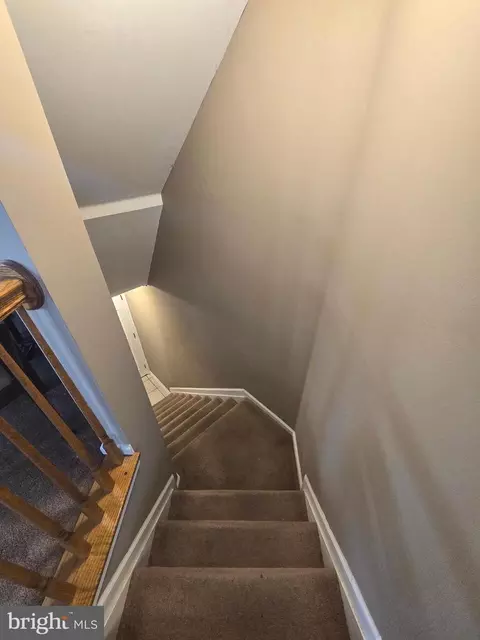 Entry Way - 7148 Oberlin Cir, Frederick, MD 21703 photo 9 of 9