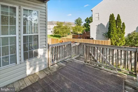 Exterior - 6613 Skylar Pl, Frederick, MD 21703 photo 7 of 19