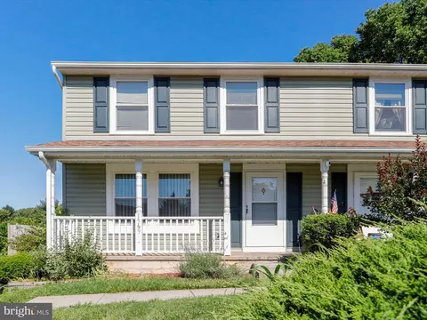 1569 Carey Pl, Frederick, MD 21701