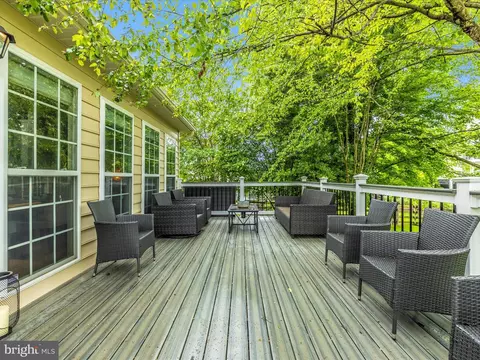 Exterior - 9210 Charterhouse Rd, Frederick, MD 21704 photo 12 of 22