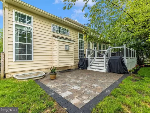 Exterior - 9210 Charterhouse Rd, Frederick, MD 21704 photo 10 of 22
