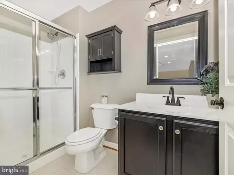 Bath - 9210 Charterhouse Rd, Frederick, MD 21704 photo 5 of 5
