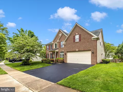 Exterior - 9210 Charterhouse Rd, Frederick, MD 21704 photo 3 of 22
