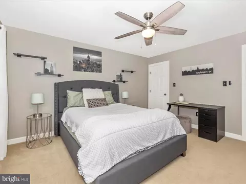 Bedroom - 9210 Charterhouse Rd, Frederick, MD 21704 photo 6 of 9