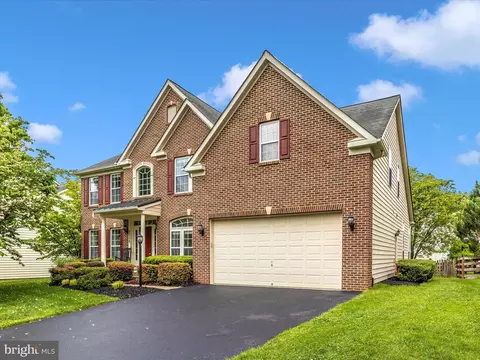 Exterior - 9210 Charterhouse Rd, Frederick, MD 21704 photo 4 of 22