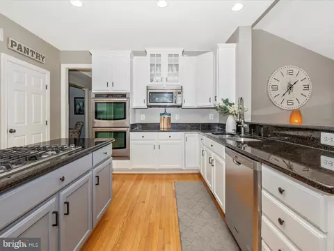 Kitchen - 9210 Charterhouse Rd, Frederick, MD 21704 photo 3 of 6