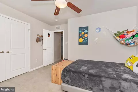 Bedroom - 5835 Shepherd Dr, Frederick, MD 21704 photo 6 of 9