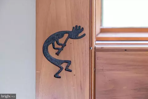 Entry Way - 10337 Harp Rd, Walkersville, MD 21793 photo 1 of 6