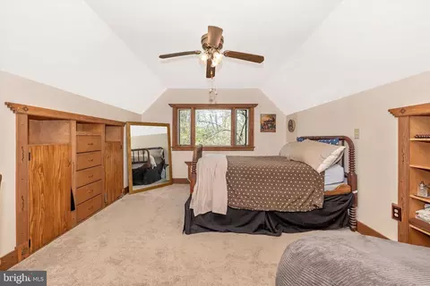 Bedroom - 10337 Harp Rd, Walkersville, MD 21793 photo 3 of 7