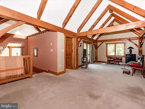 Entry Way - 10337 Harp Rd, Walkersville, MD 21793 photo 6 of 6