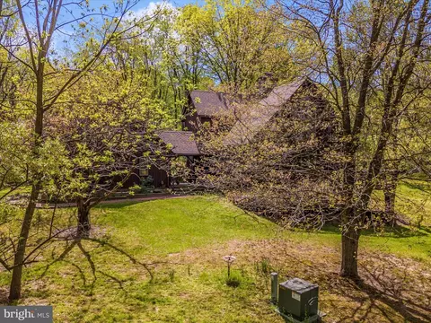 Exterior - 10337 Harp Rd, Walkersville, MD 21793 photo 31 of 36